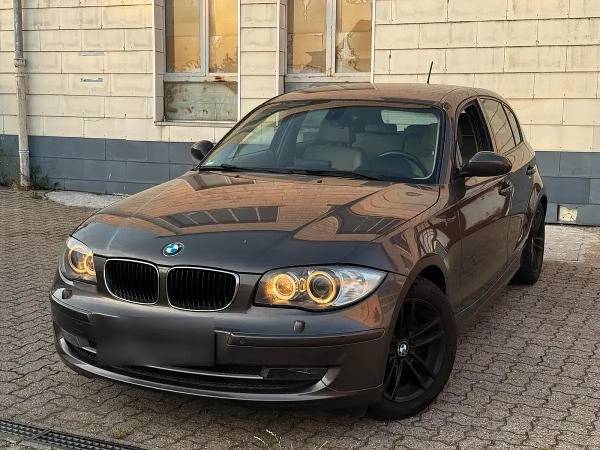Gebraucht BMW 118 143 PS (105 kW) 2008 Braun Kleinwagen