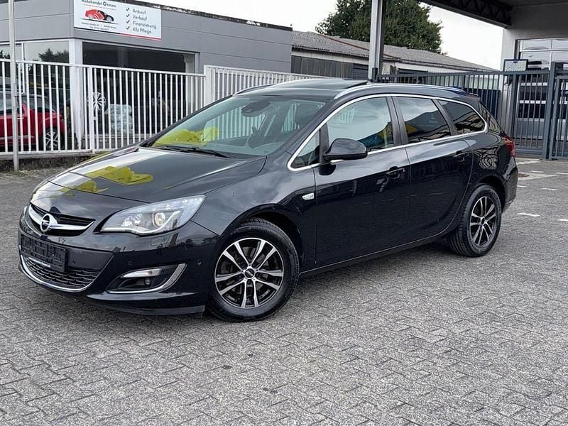 Schwarz Gebraucht 2014 Opel Astra Exklusiv Kombi | 3.990 € (Superpreis) - Bild 1/4