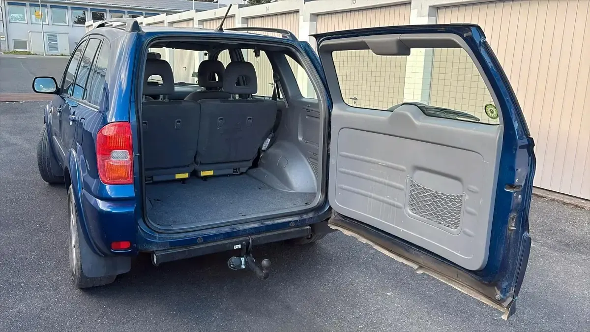 Gebraucht Toyota RAV4 150 PS (110 kW) 2002 Blau SUV