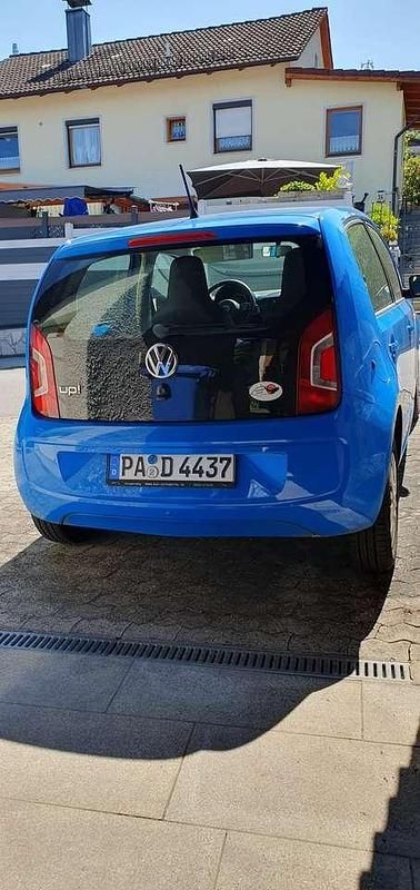 Usata VW up! 60 CV (44 kW) 2014 Blu Utilitaria