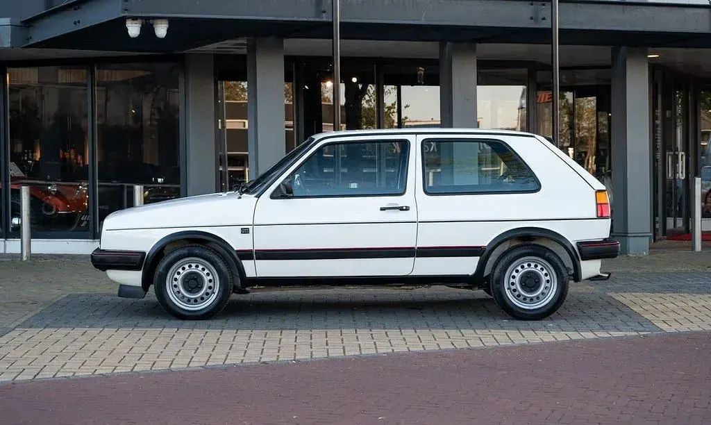 Gebraucht VW Golf II GTI 111 PS (81 kW) 1989 Weiß Kleinwagen