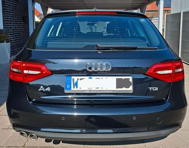 Gebraucht Audi A4 Ambition 150 PS (110 kW) 2013 Schwarz Kombi