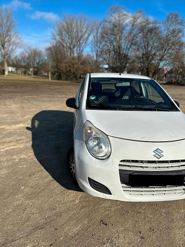 Gebraucht Suzuki Alto 68 PS (50 kW) 2009 Weiß Kleinwagen