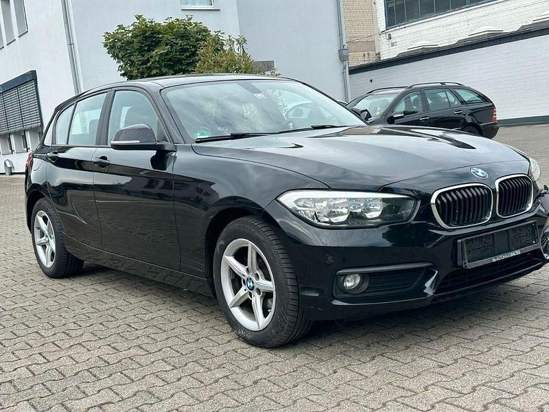 Schwarz Gebraucht 2015 BMW 116 Advantage Kleinwagen | 8.950 € (Guter Preis) - Bild 1/4