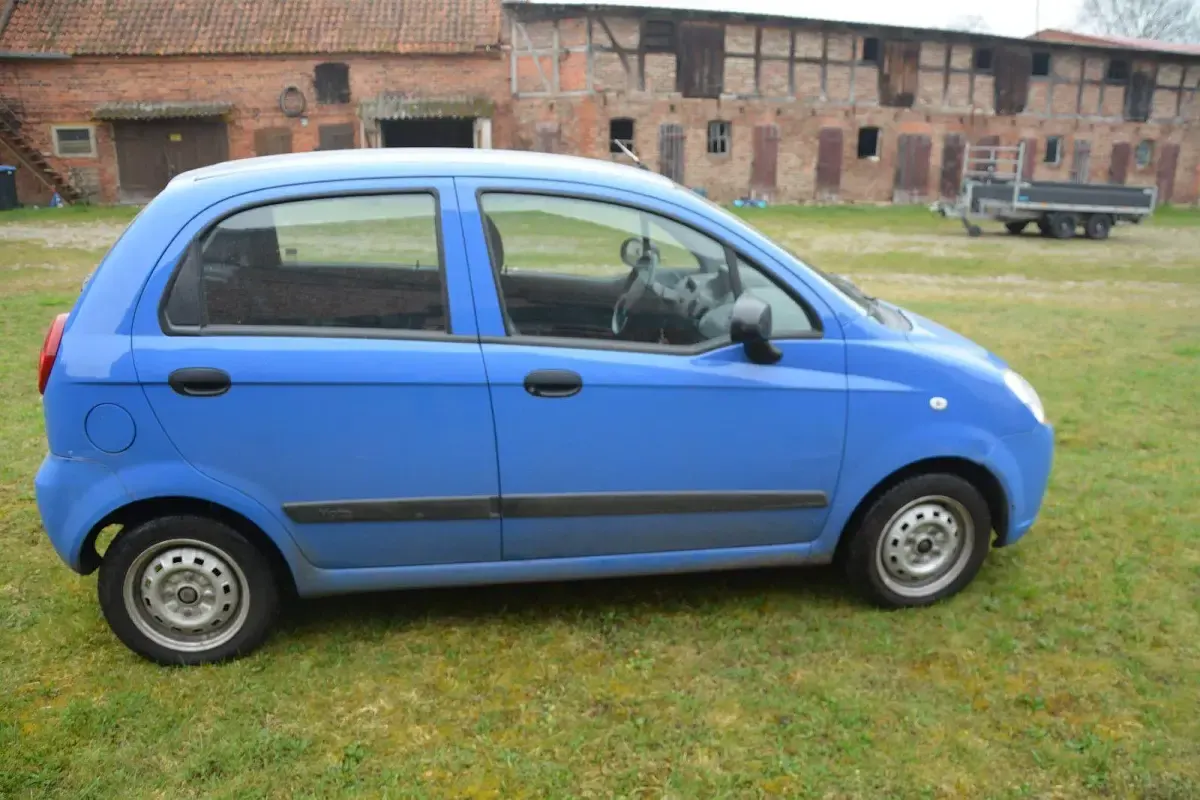 Second-hand Chevrolet Matiz 52 CP (38 kW) 2009 Albastru Hatchback