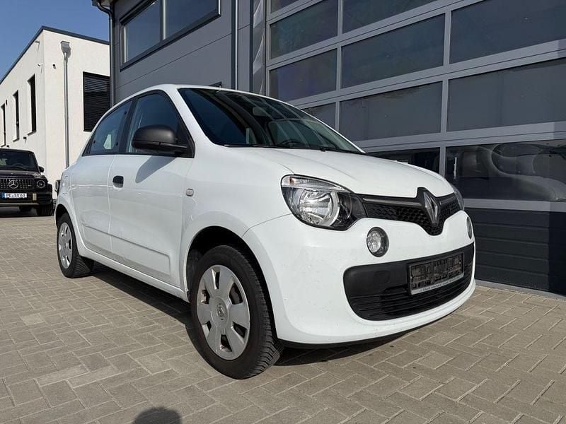 Gebraucht Renault Twingo Life 69 PS (50 kW) 2017 Weiß Kleinwagen