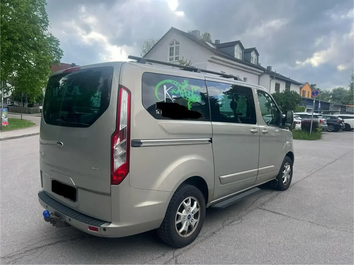 Gebraucht Ford Transit Custom 150 PS (110 kW) 2014 Braun Van / Kleinbus