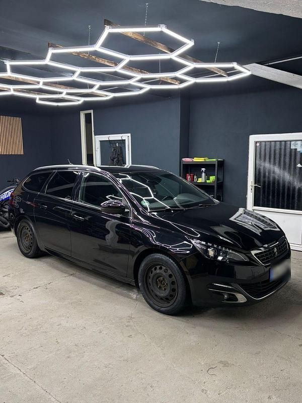 Gebraucht Peugeot 308 GT-line 131 PS (96 kW) 2017 Schwarz Kombi