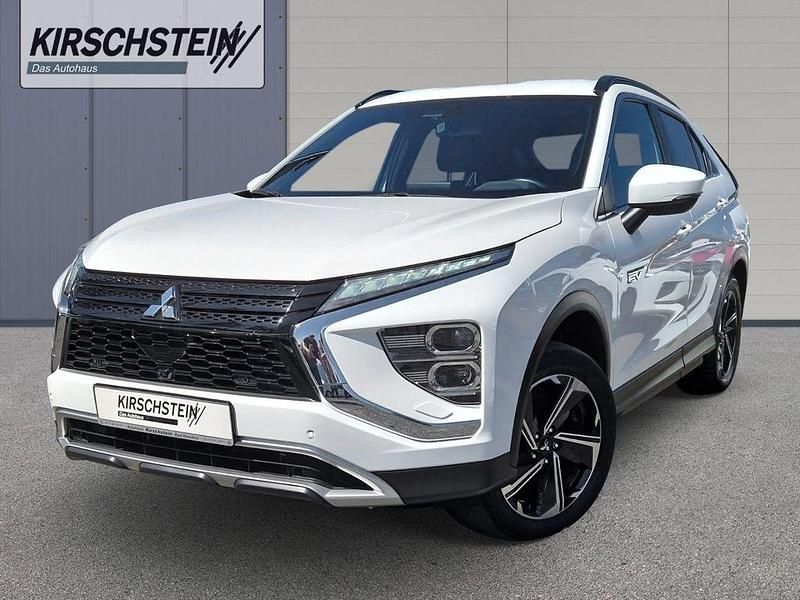 Weiß Gebraucht 2021 Mitsubishi Eclipse Cross Plus SUV | 20.990 € (Fairer Preis) - Bild 1/4