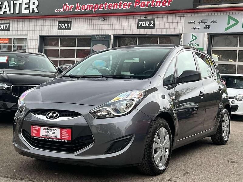 Gebraucht Hyundai ix20 Classic 90 PS (66 kW) 2011 Grau Kleinwagen