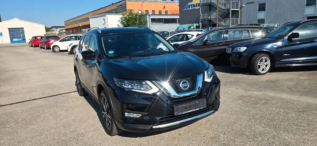 Gebraucht Nissan X-Trail N-Connecta 177 PS (130 kW) 2018 Schwarz SUV