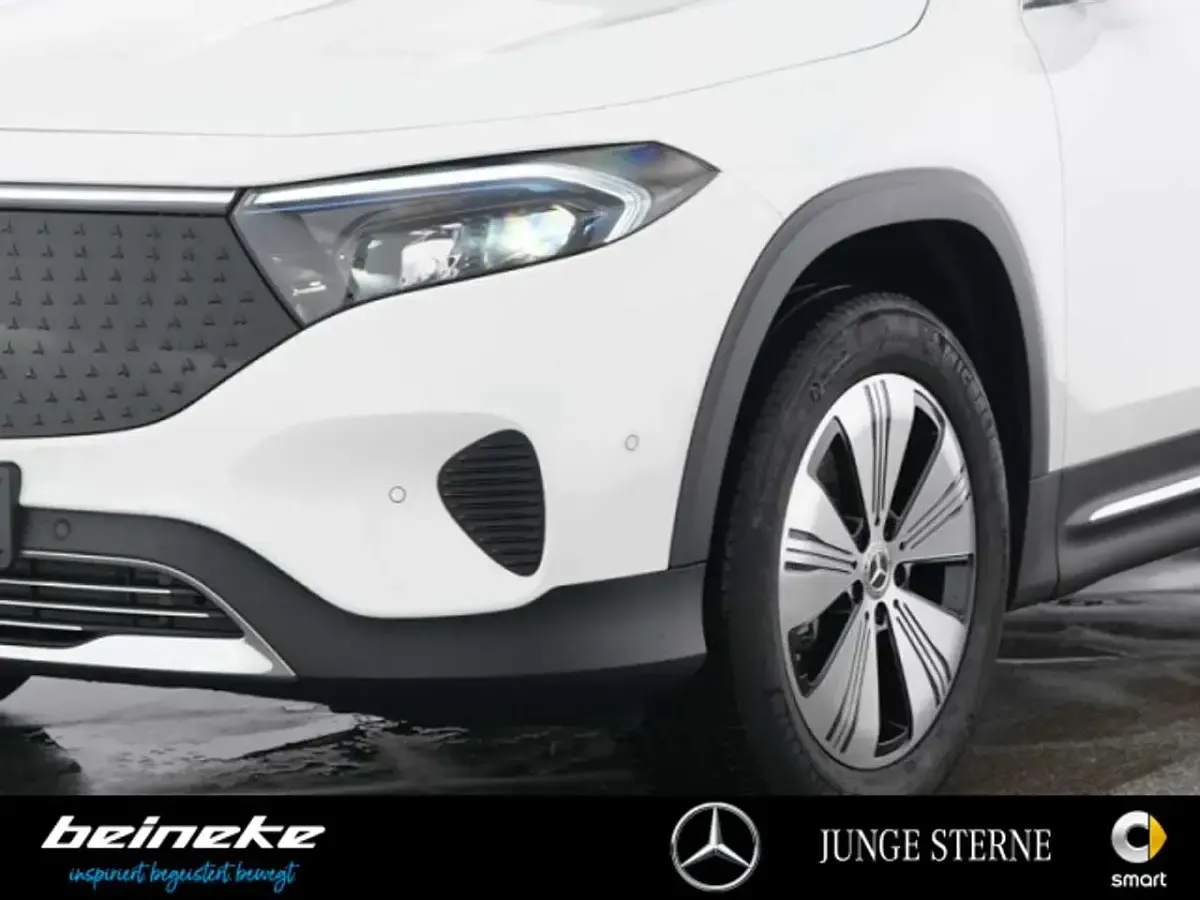 Gebraucht Mercedes EQB300 Advanced 167 kW (228 PS) 2025 Unilack polarweiß SUV