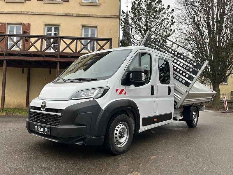 Gebraucht Opel Movano 140 PS (102 kW) 2025 Weiß Van