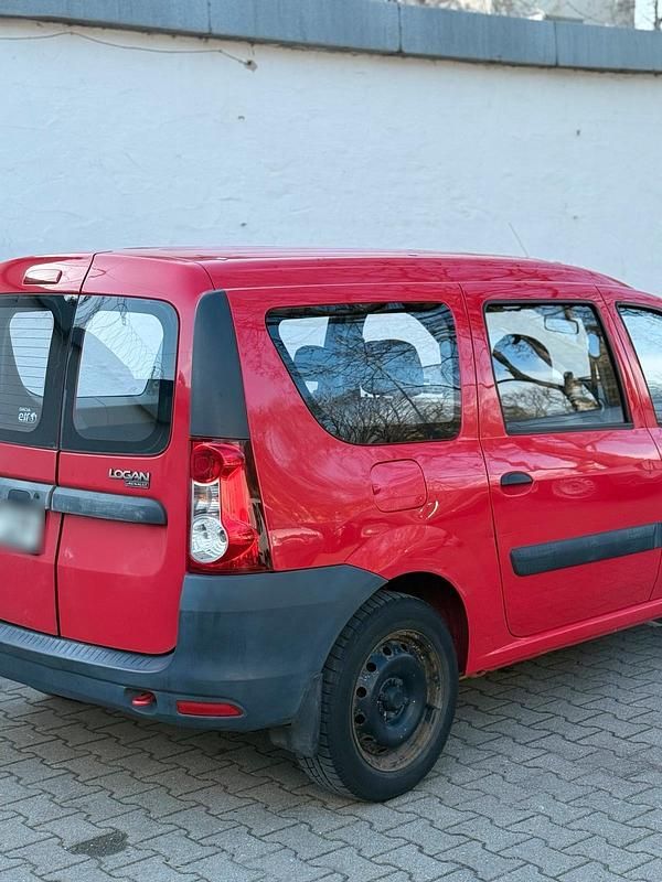 Gebraucht Dacia Logan 2010 Rot Limousine