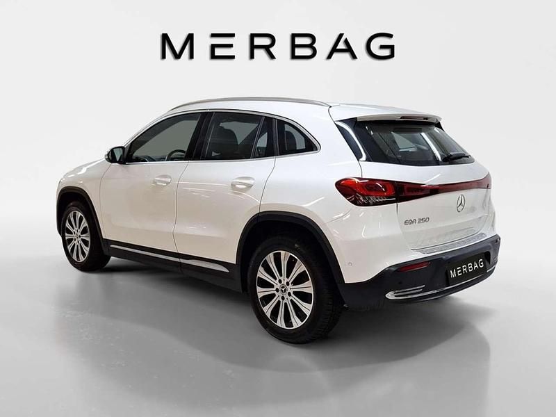 Gebraucht Mercedes EQA250 139 kW (190 PS) 2023 Unilack polarweiß SUV