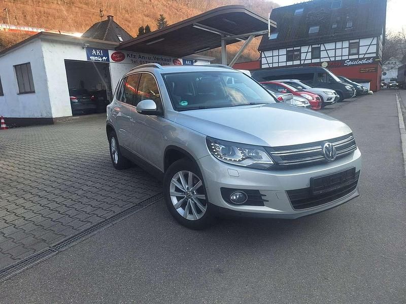 Second-hand VW Tiguan Sport 140 CP (102 kW) 2013 Argintiu SUV