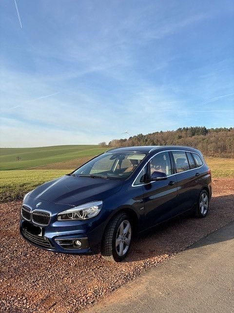 Gebraucht BMW 220 Gran Tourer Luxury Line 190 PS (139 kW) 2017 Blau Van / Kleinbus