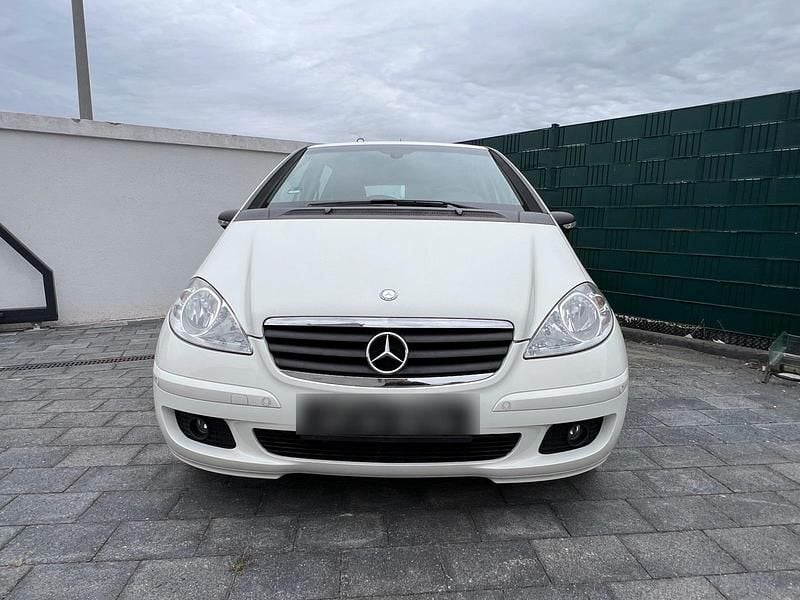 Weiß Gebraucht 2007 Mercedes A170 Kleinwagen | 2.900 € (Guter Preis) - Bild 1/4