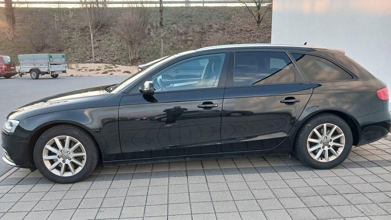 Gebraucht Audi A4 Ambition 204 PS (150 kW) 2013 Schwarz Kombi