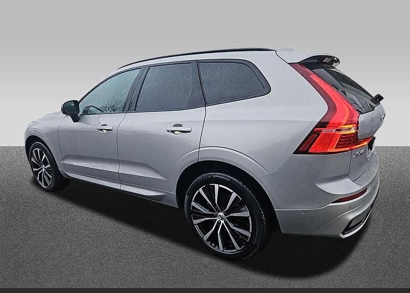 Gebraucht Volvo XC60 Plus 250 PS (183 kW) 2025 Silber SUV