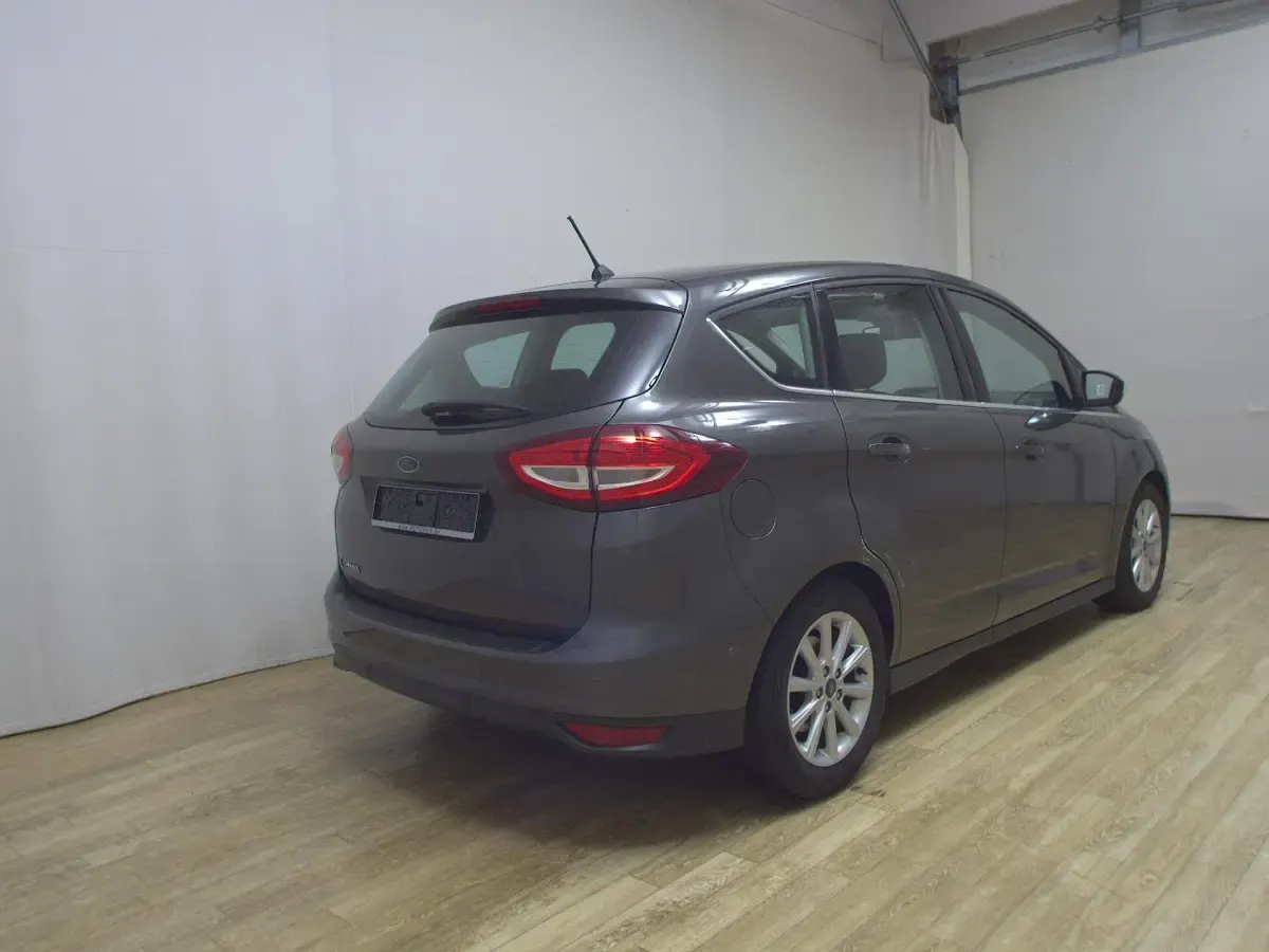 Gebraucht Ford C-MAX Titanium 120 PS (88 kW) 2018 Grau Van / Kleinbus