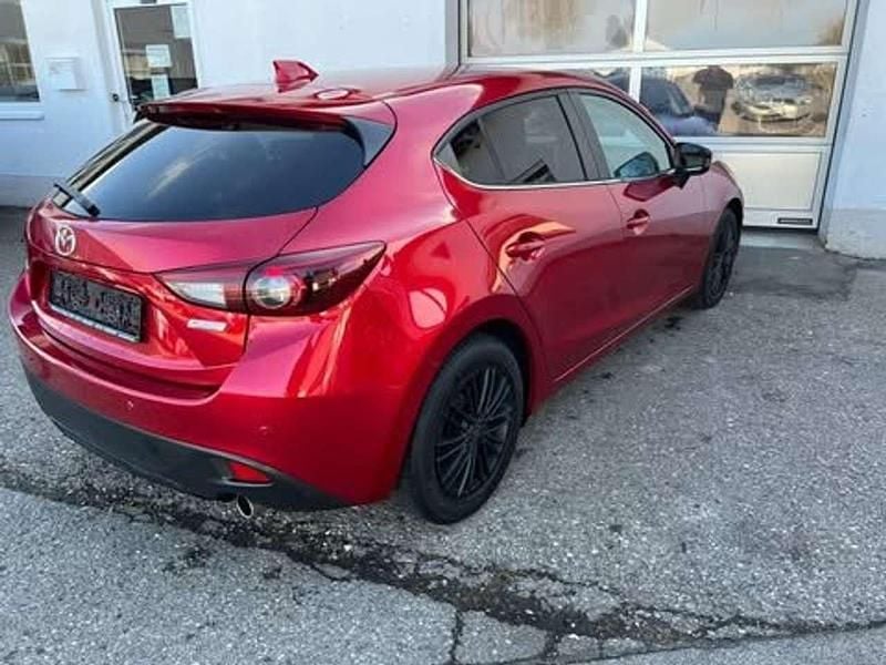 Gebraucht Mazda 3 Center-Line 120 PS (88 kW) 2014 Rubinrot metallic Kleinwagen
