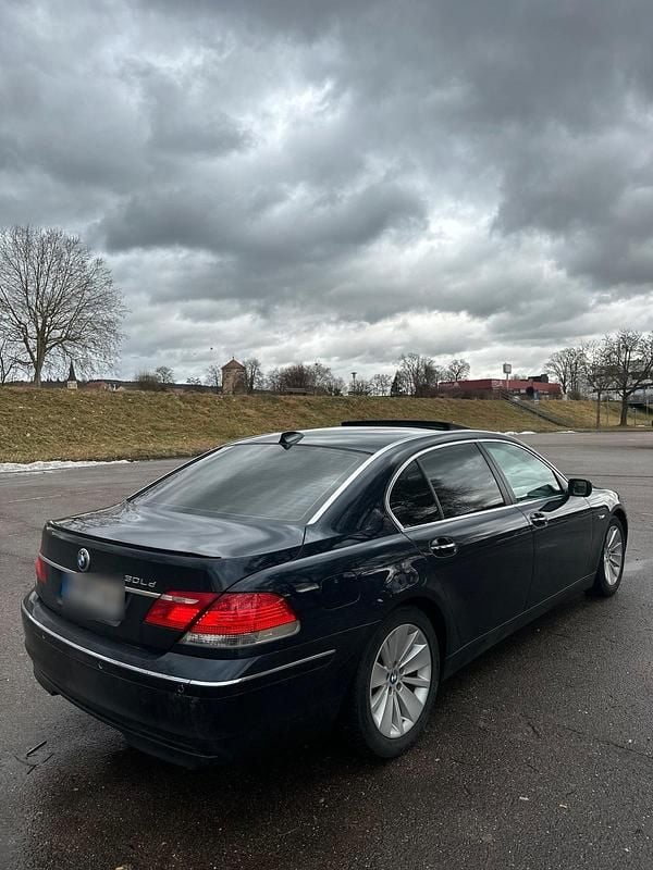 Gebraucht BMW 730L 231 PS (169 kW) 2007 Limousine