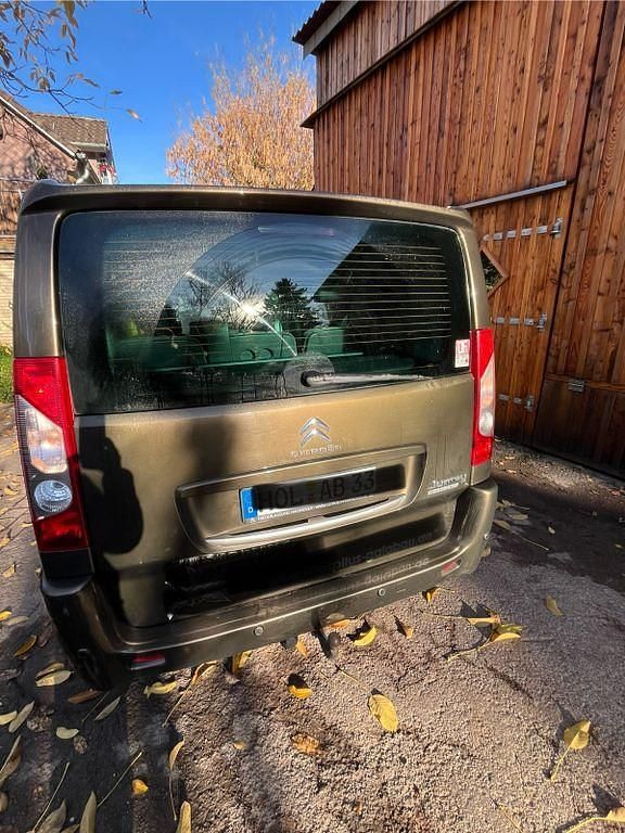 Second-hand Citroën Jumpy 163 CP (119 kW) 2013 Maro Monovolum