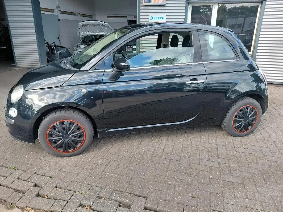 Gebraucht Fiat 500 Lounge 69 PS (50 kW) 2007 Schwarz Kleinwagen