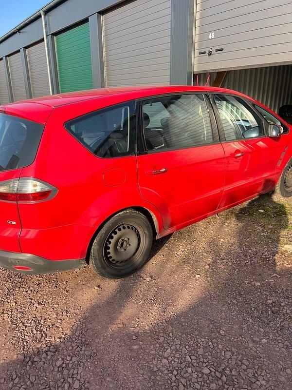 Gebraucht Ford S-MAX S 140 PS (102 kW) 2008 Rot Van / Kleinbus