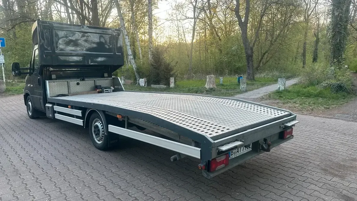 Occasion Iveco Daily 180 ch (132 kW) 2018 Gris