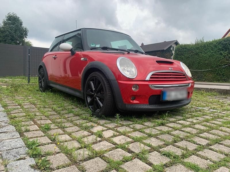 Rot Gebraucht 2002 Mini ONE Kleinwagen | 2.000 € - Bild 1/4