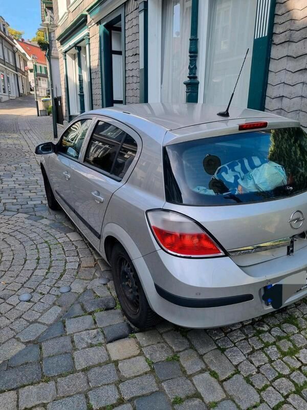 Silber Gebraucht 2004 Opel Astra Kleinwagen | 450 € (Superpreis) - Bild 1/4