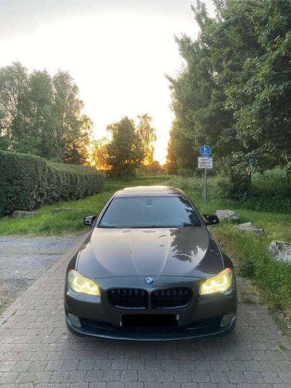 Gebraucht 2010 BMW 525 Sport Line Limousine | 10.599 € (Fairer Preis) - Bild 1/4