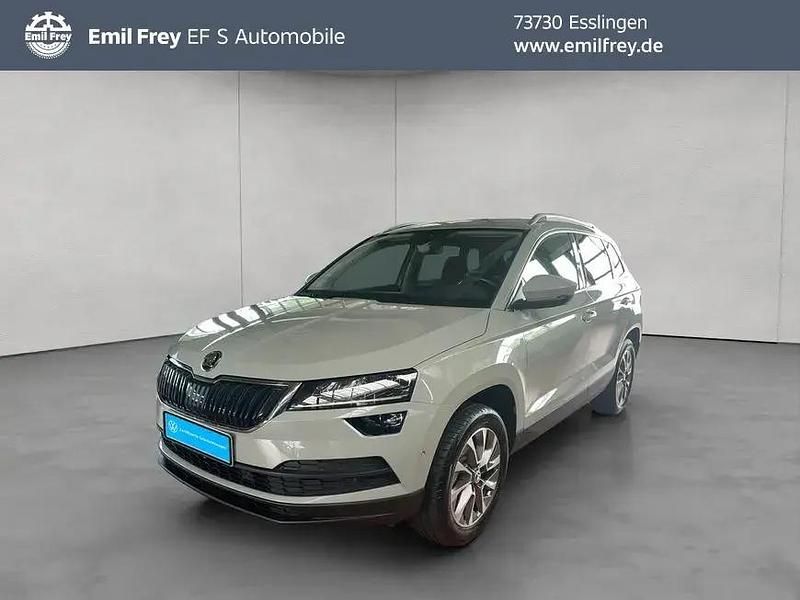 Stahlgrau uni Gebraucht 2022 Skoda Karoq SUV | 26.490 € (Guter Preis) - Bild 1/4