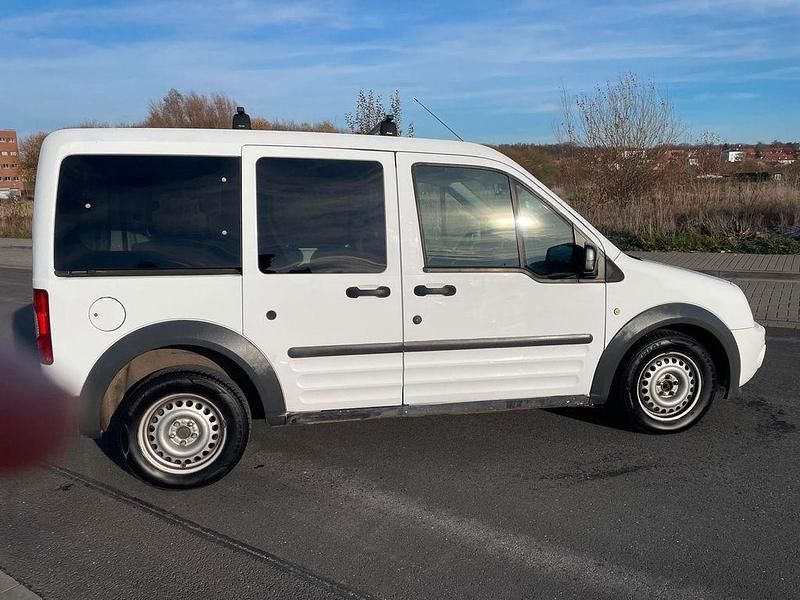 Gebraucht Ford Tourneo Connect 110 PS (80 kW) 2009 Weiß Van / Kleinbus