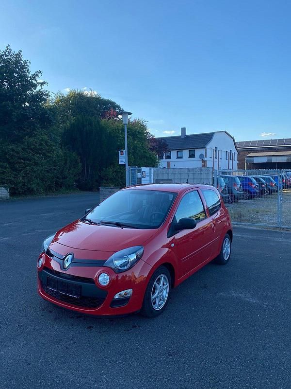Rot Gebraucht 2012 Renault Twingo Expression Kleinwagen | 5.450 € (Teuer) - Bild 1/4