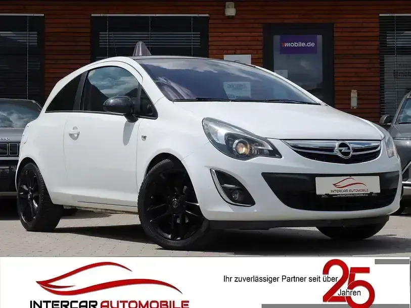 Gebraucht Opel Corsa Color Edition 101 PS (74 kW) 2012 Kleinwagen