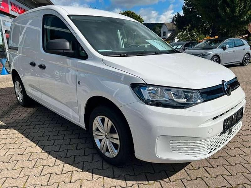 Neu VW Caddy Basis 116 PS (85 kW) 2025 Weiß Van / Kleinbus