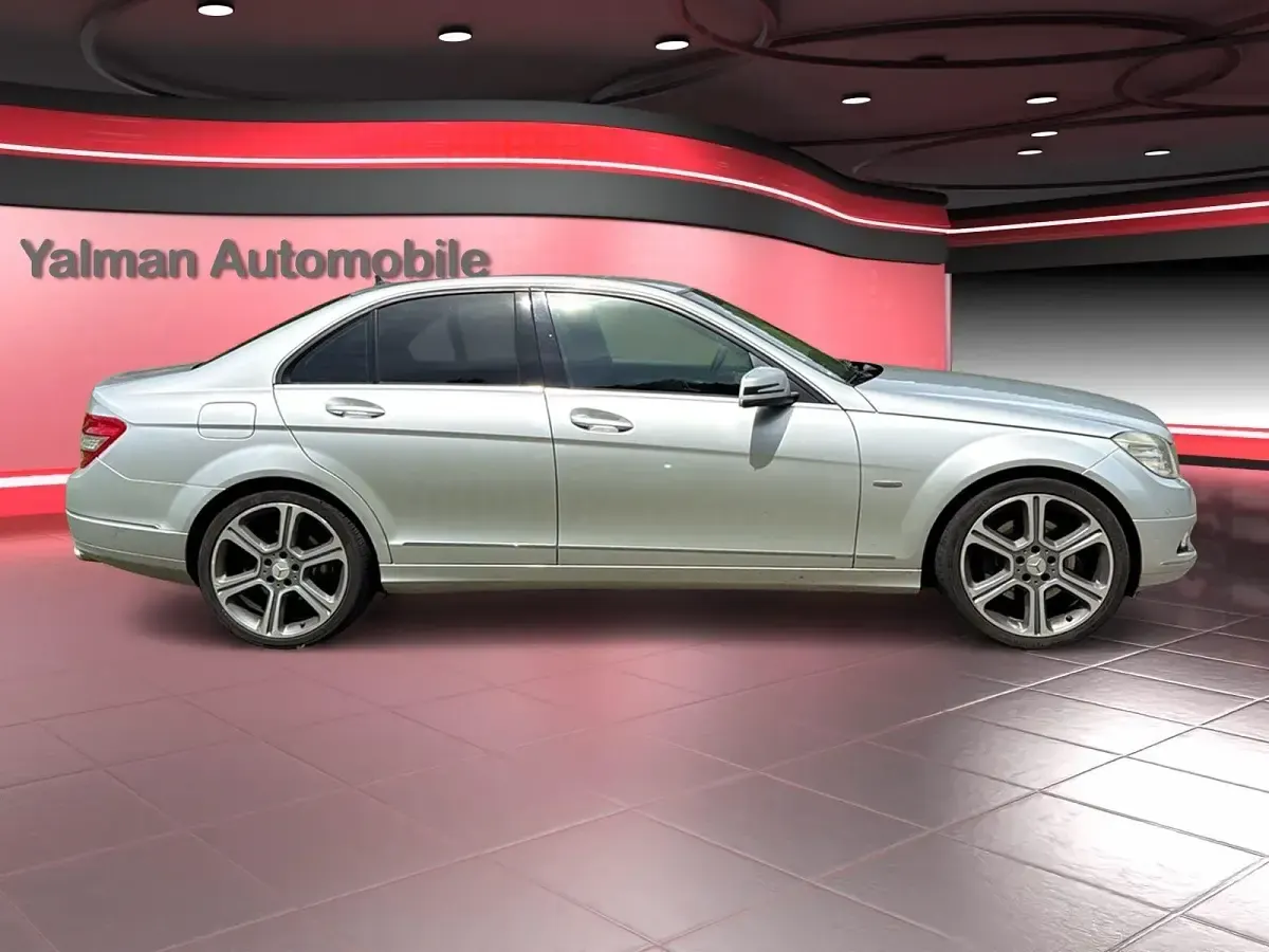 Gebraucht Mercedes C320 224 PS (164 kW) 2007 Silber Limousine