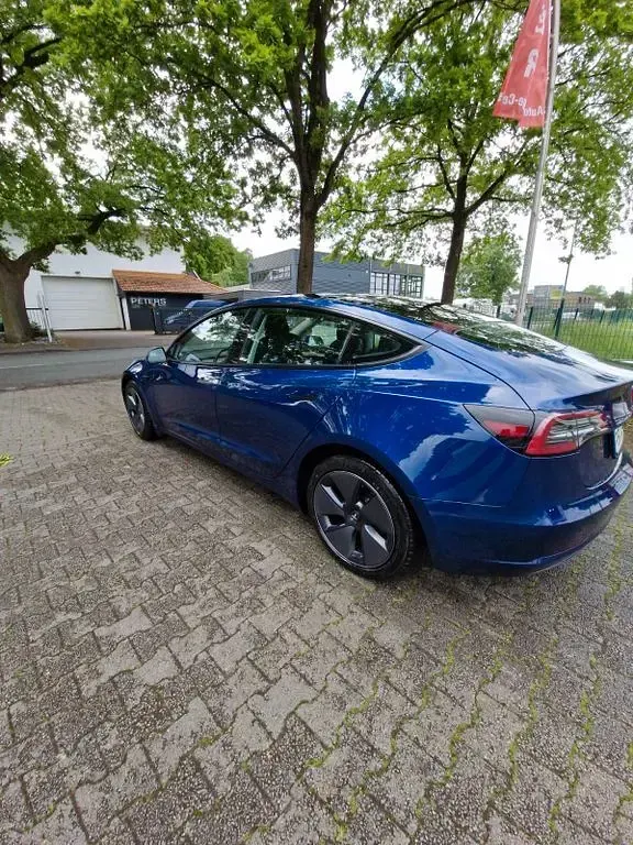 Occasion Tesla Model 3 RWD 208 kW (283 ch) 2023 Bleue Berline