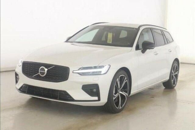 Gebraucht Volvo V60 Plus 197 PS (144 kW) 2024 Crystal white pearl (weiß) Kombi