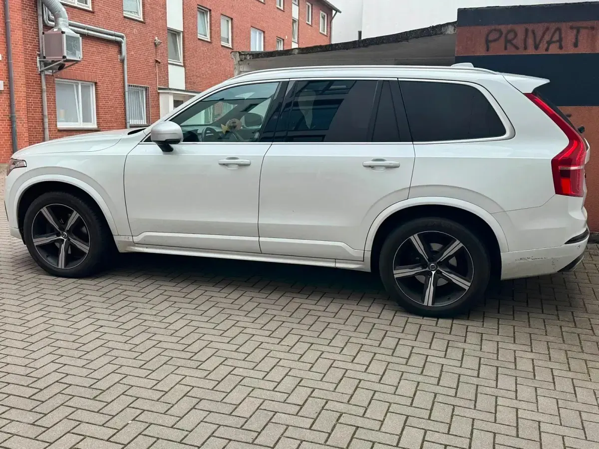 Gebraucht Volvo XC90 Momentum 2018 Weiß SUV