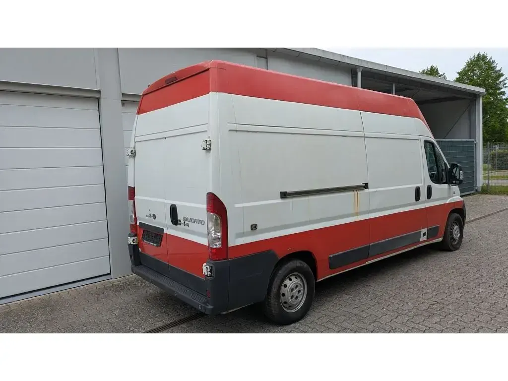 Gebraucht Fiat Ducato 131 PS (96 kW) 2012 Weiss Van