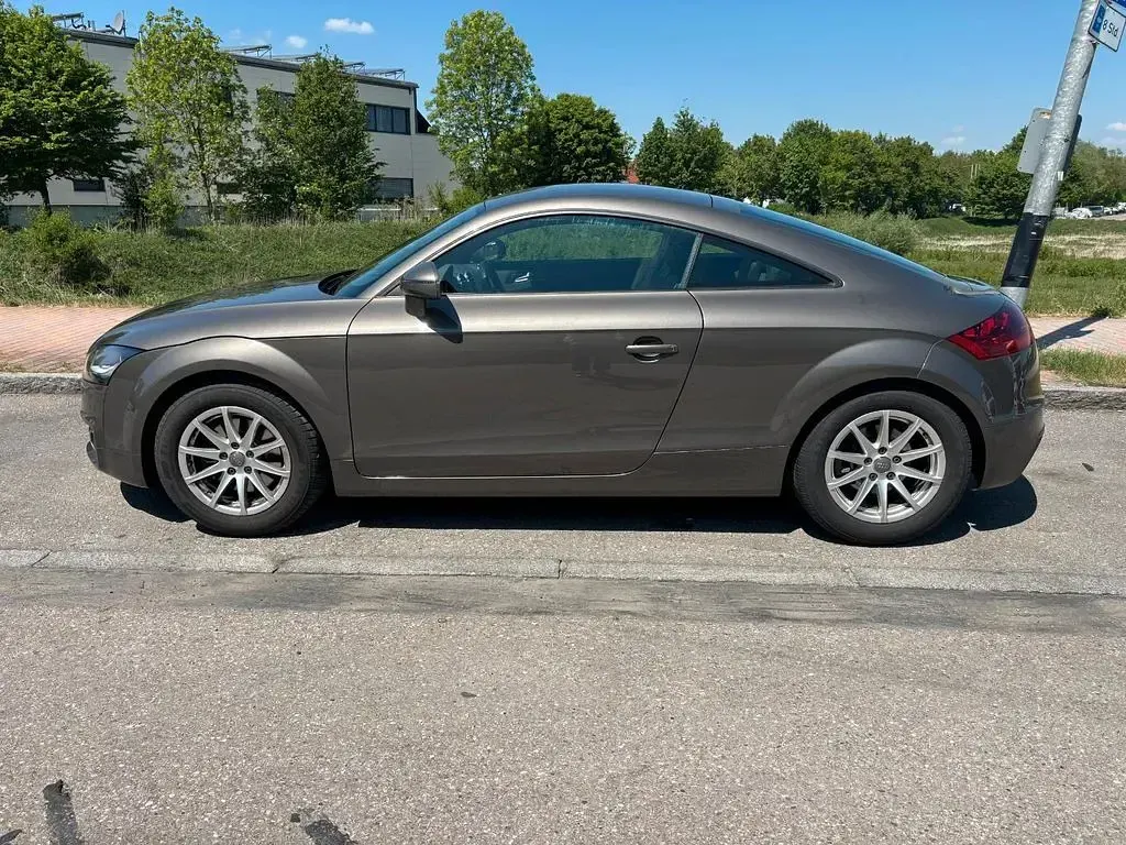 Gebraucht Audi TT Sport 160 PS (117 kW) 2013 Grau Coupé