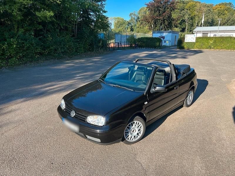 Gebraucht VW Golf Cabriolet 90 PS (66 kW) 2001 Schwarz Cabrio