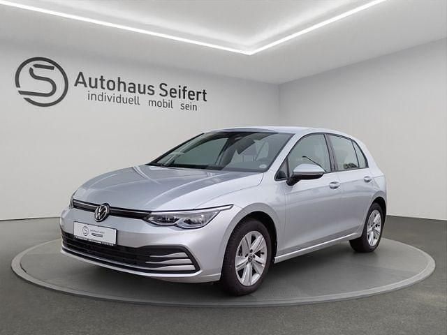 Gebraucht VW Golf VIII Life 150 PS (110 kW) 2024 Silber Limousine