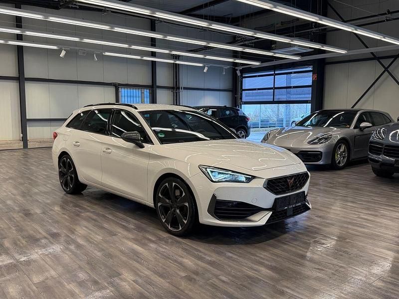 Gebraucht Cupra Leon VZ 245 PS (180 kW) 2022 Weiß Limousine