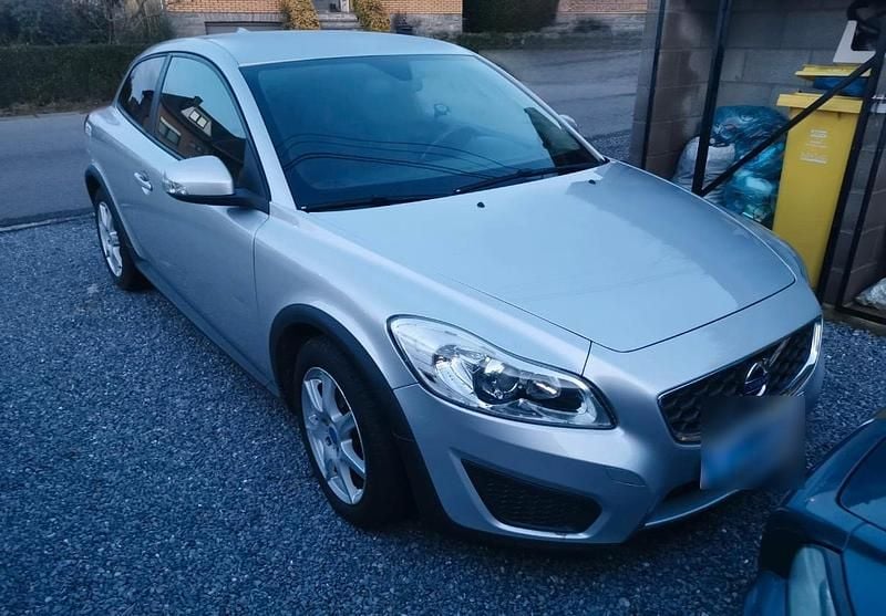 Gebraucht Volvo C30 116 PS (85 kW) 2012 Silber Kleinwagen