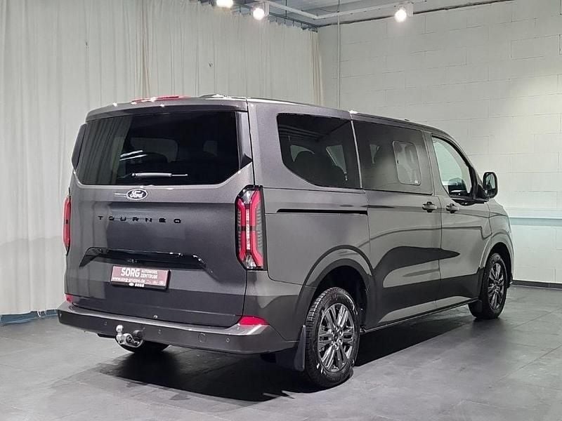Neu Ford Tourneo Titanium 170 PS (125 kW) 2026 Magnetic met. Van / Kleinbus